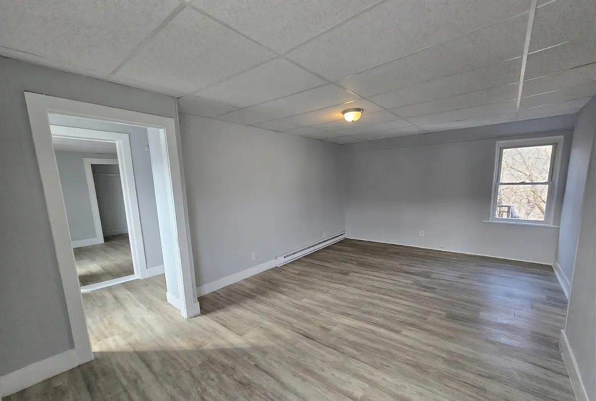 Building Photo - 149 W Ridge St #2A
