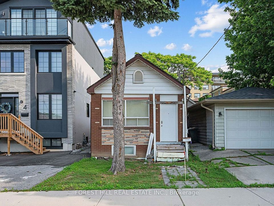 1st image of 2 Mulberry Cres