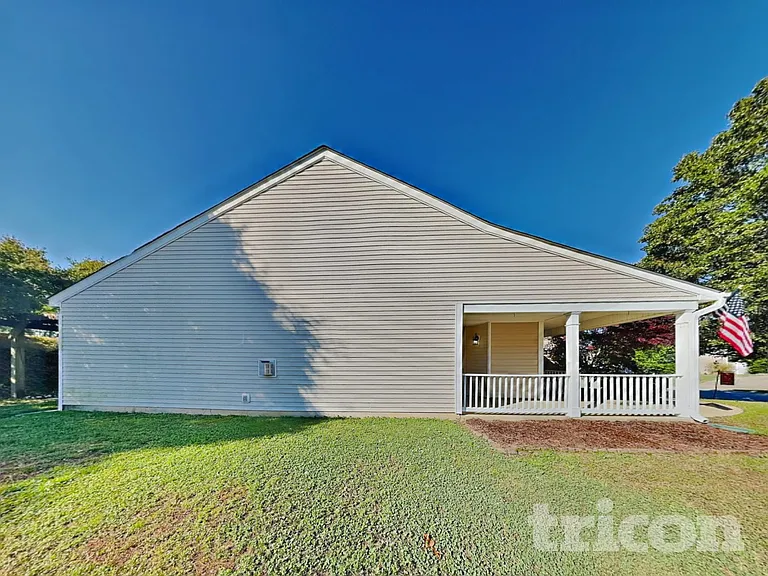 3009 Softwind Dr — Photo 18