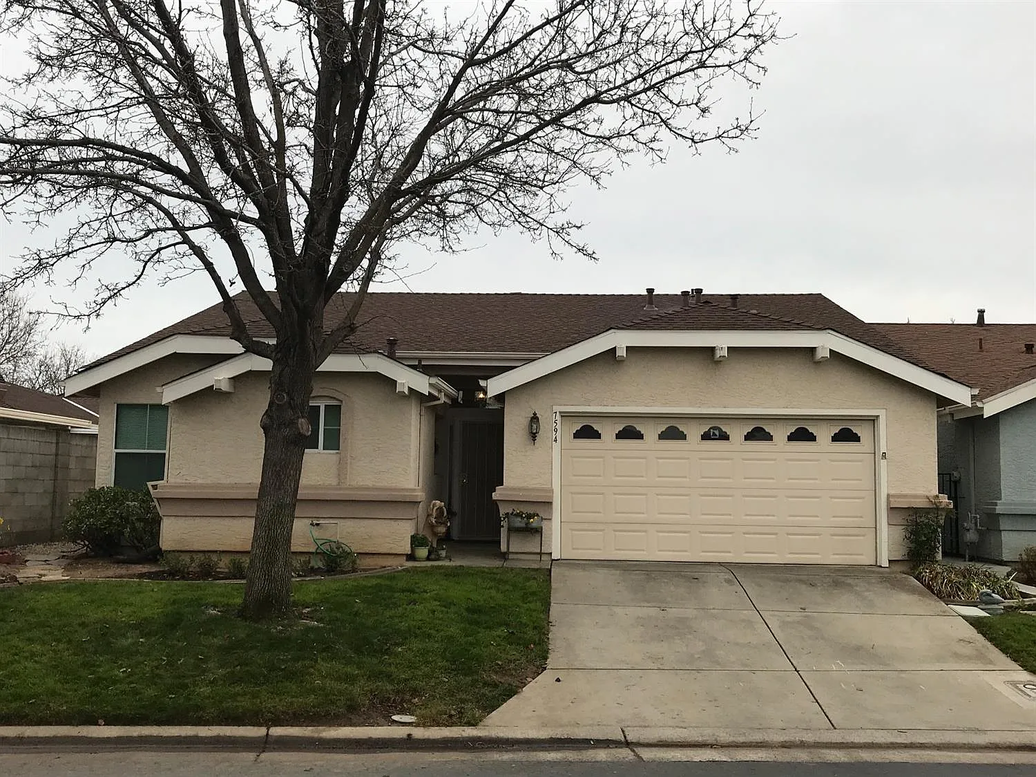 7594 Suncountry Ln photo 1
