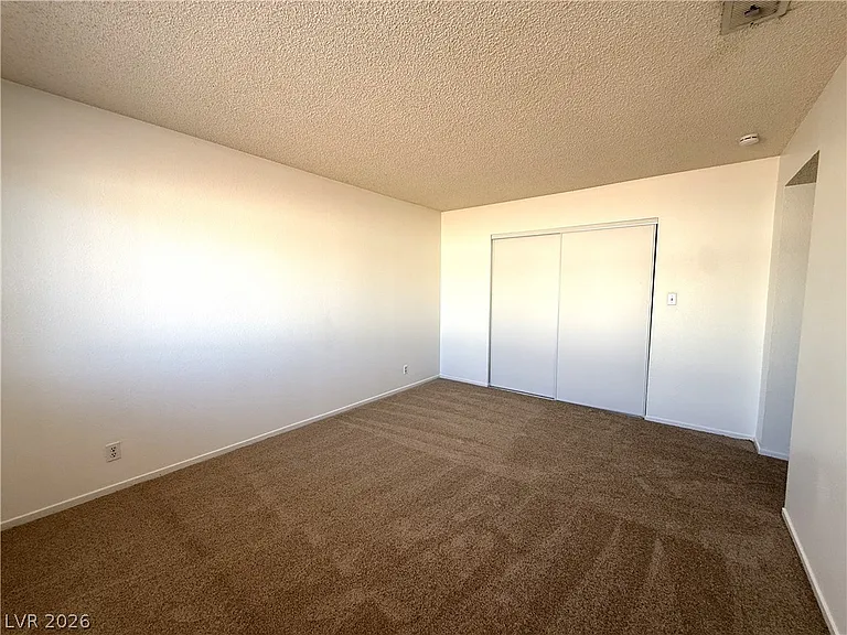 2220 La Sombra St — Photo 19