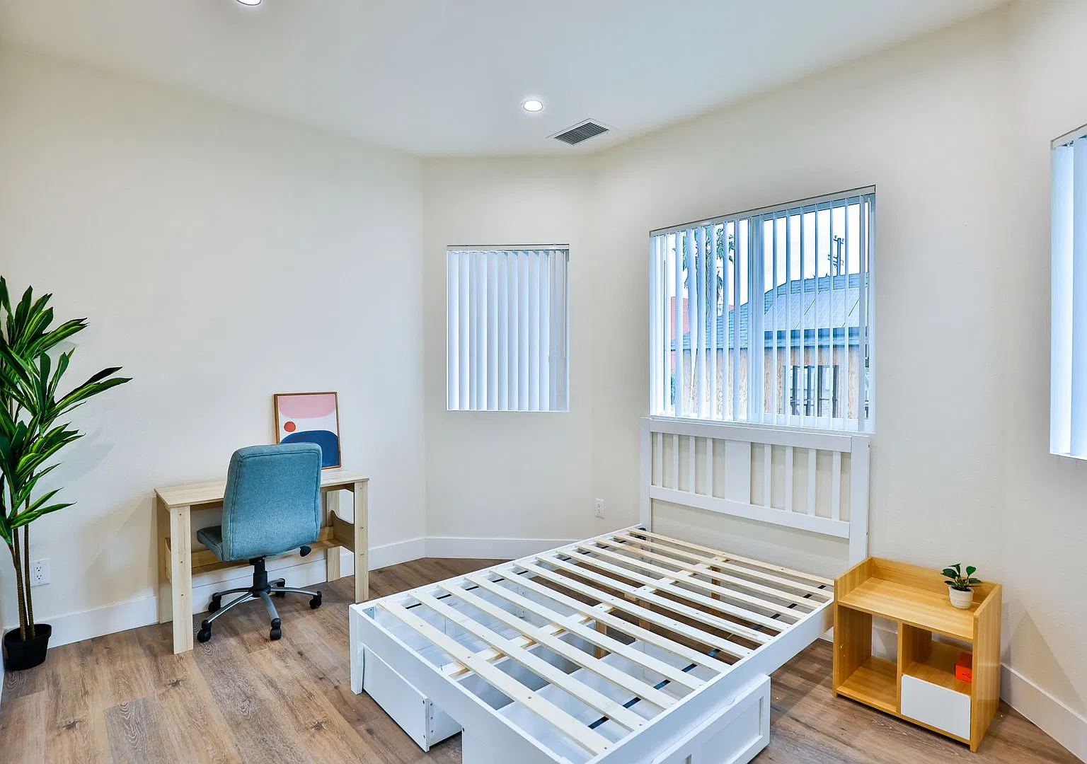 3 bed, $3,750 — Photo 3