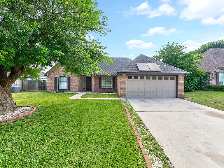 4706 Colby Dr — Photo 1