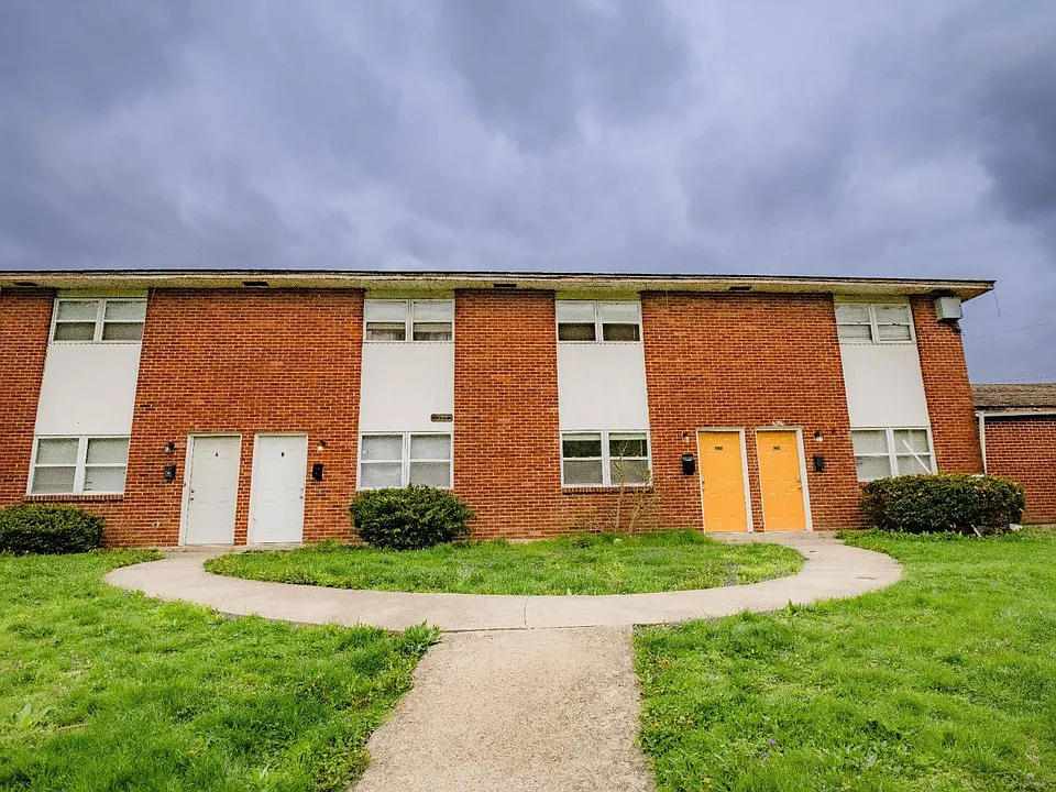 3106 Clairpoint Ct