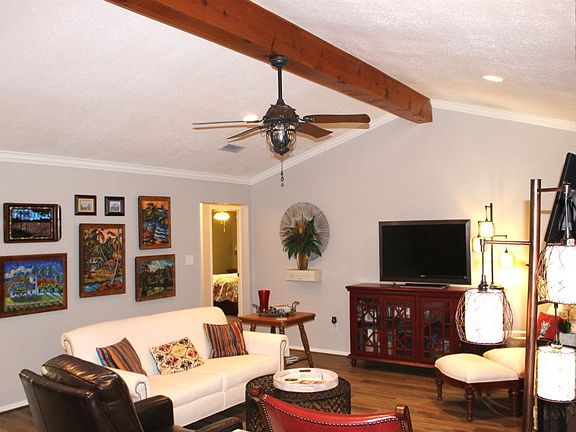 5th image of 1708 Julieanna Dr
