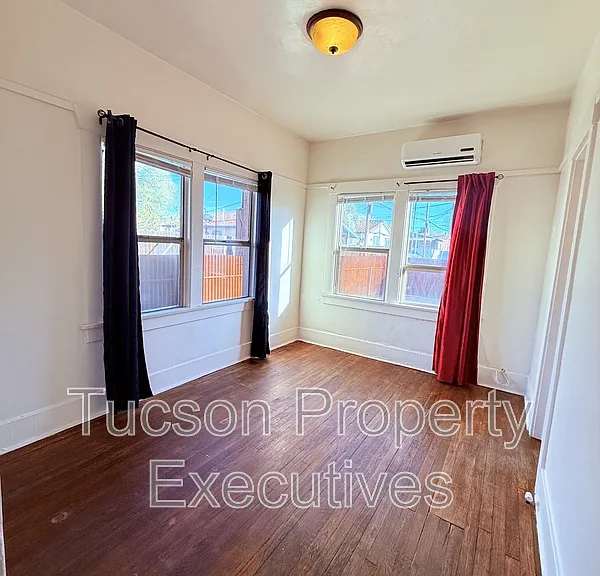 724 E Drachman St — Photo 10