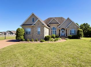 4106 Sheffield Ln, Greenbrier, TN 37073