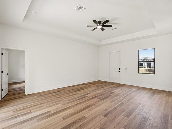 4th image of 1852 Rada Ln