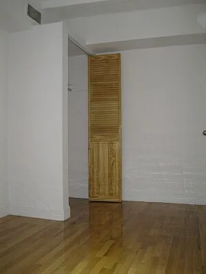 Rented by Tower Brokerage | media 30