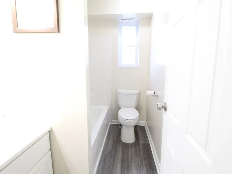 1300 Wildwood Pkwy — Photo 8