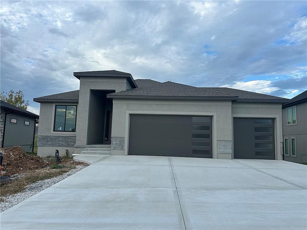 802 Savannah Ct, Greenwood, MO 64034 | Zillow