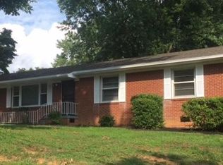 1504 Harmony Rd, Knoxville, TN 37912