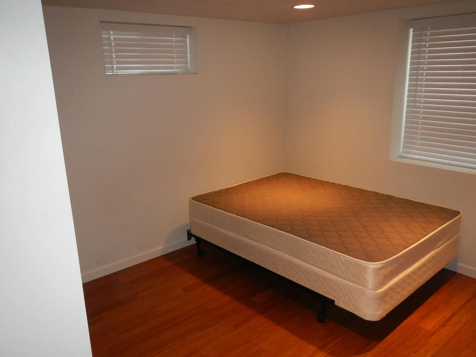 2 bed, 864 sqft, $1,000 — Photo 4