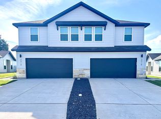 391 Cross Barn Blvd #B, Buda, TX 78610