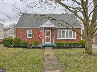 6213 Warren Ave, Harrisburg, PA 17112
