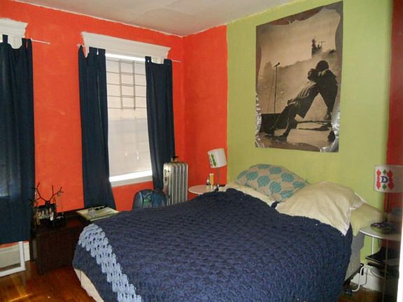 3rd image of 922 Beacon St APT 23