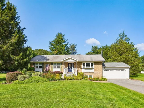 2715 Coon Club Rd, Westminster, MD 21157