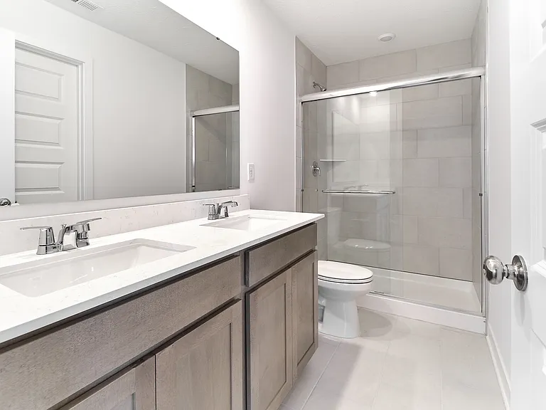 422 Eisenhower St — Photo 37