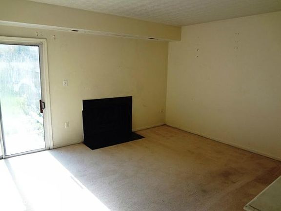 4th image of 13254 Bayberry Dr #39