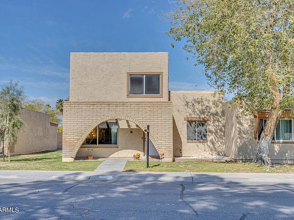 3rd image of 2146 E MINTON Drive