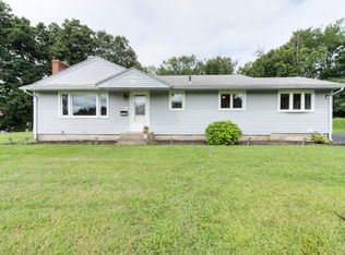 34 Saybrook Rd, Shrewsbury, MA 01545