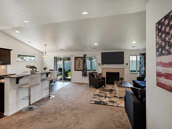 2nd image of 8617 W Pirates Ct