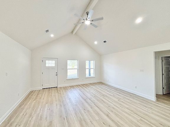 3rd image of 38 Island Rd