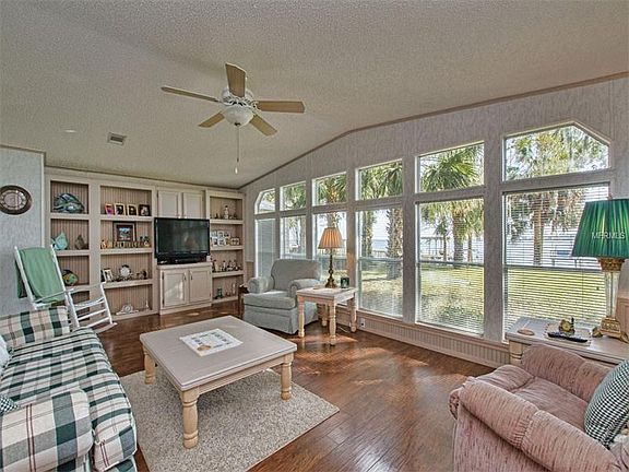 3rd image of 38508 Langlois Pl