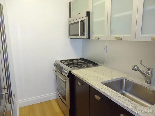 Rented by Anchor Associates | media 1