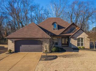 345 Copper Creek Dr, Jackson, TN 38305
