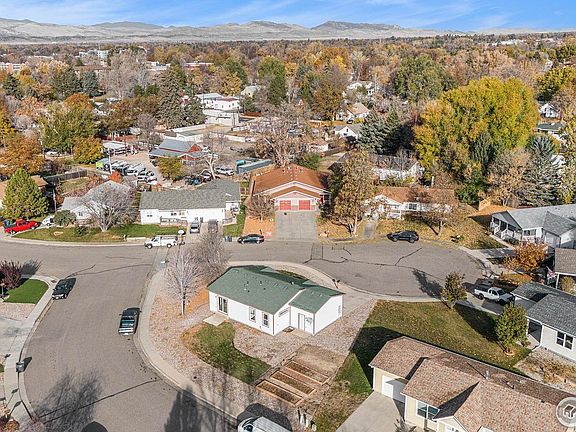 3rd image of 1208 Raven Pl