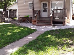 415 1/2 E Sherman St #B, Hutchinson, KS 67501