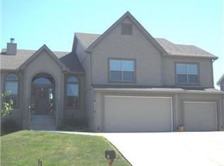 1703 NE 180th Ter, Smithville, MO 64089