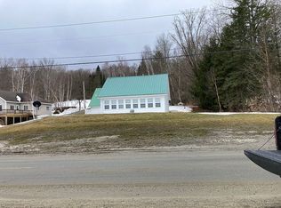 18 Leland Ln, Glover, VT 05839