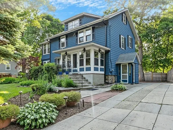 161 Sewall Woods Rd, Melrose, MA 02176