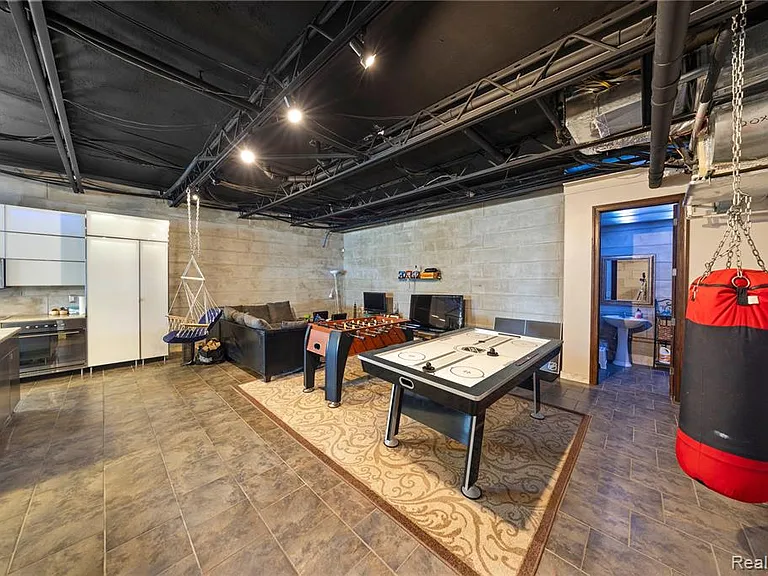 42183 Kouza Ct — Photo 20