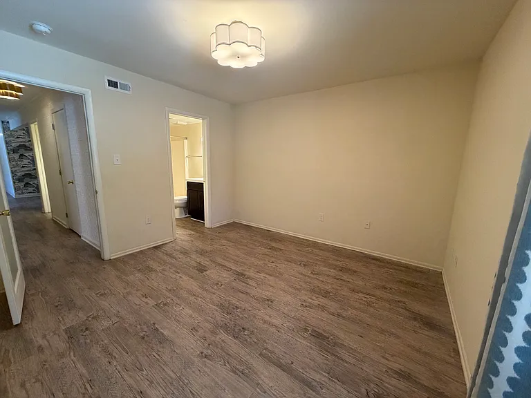Forestbrook Apartments — Photo 58