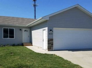 8505 W Lavern Wipf St, Sioux Falls, SD 57106