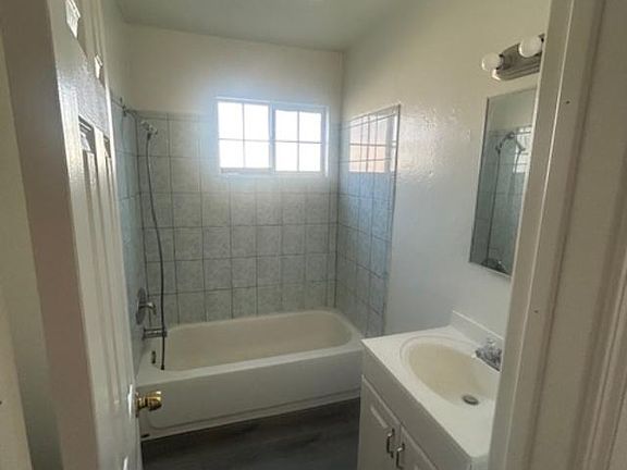 5th image of 9602 Madison Ave #1