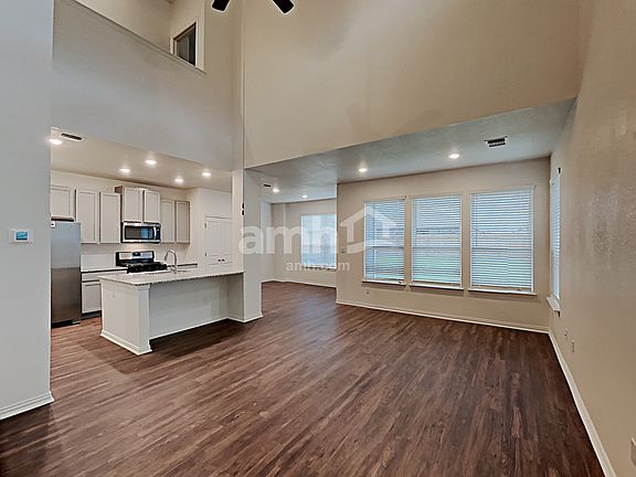 5th image of 328 Aspen Waters