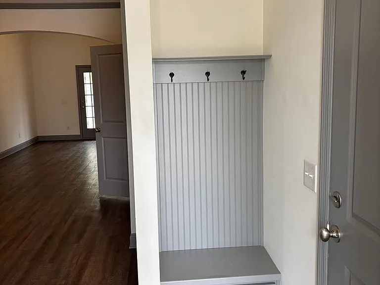 703 Buddy Ct — Photo 24