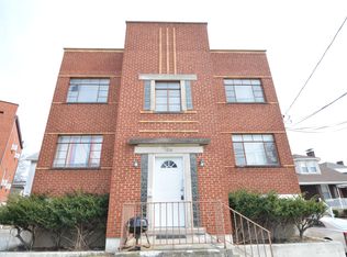 4216 Smith Rd APT 4, Cincinnati, OH 45212