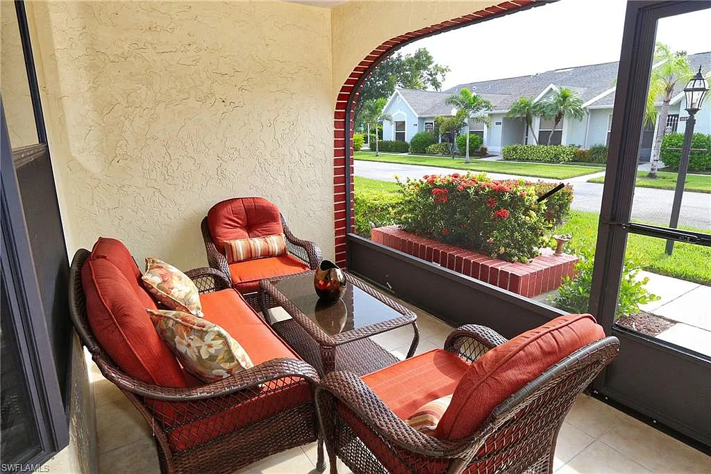 2 bed, 2.0 bath, 1252 sqft, $4,800 — Photo 1