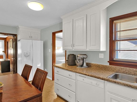 5th image of 4708 Arundel Ave