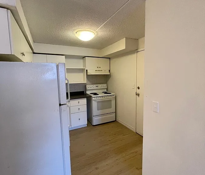 35 Campbell St #3 — Photo 7