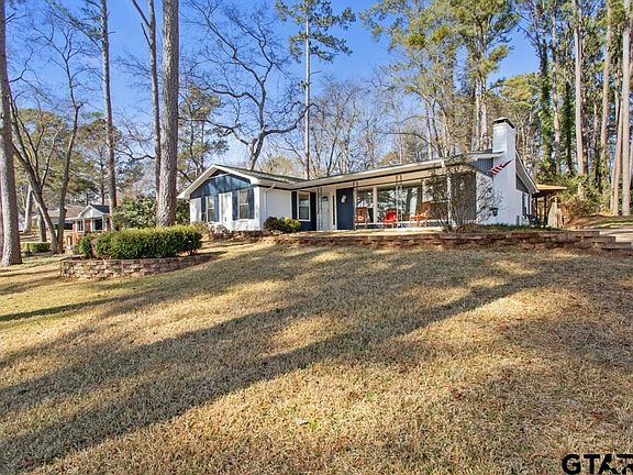 2nd image of 1368 Hideaway Ln W