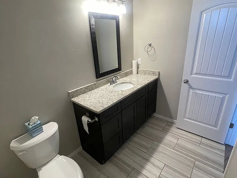 7101 Meridian St — Photo 15