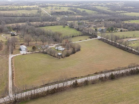 5th image of 10048 W Mockingbird Lane