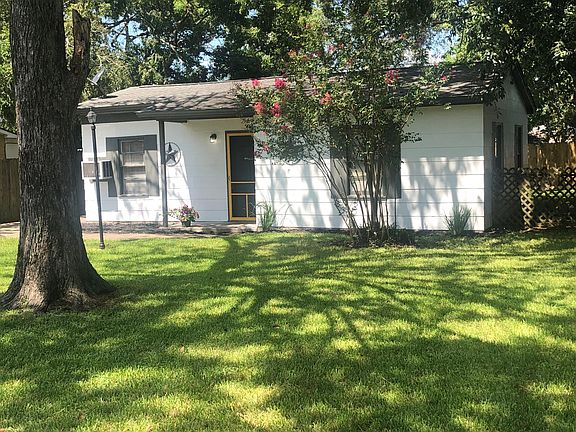 4th image of 410 W Francis Ave