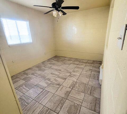 3rd image of 1018 N Alameda Blvd #2